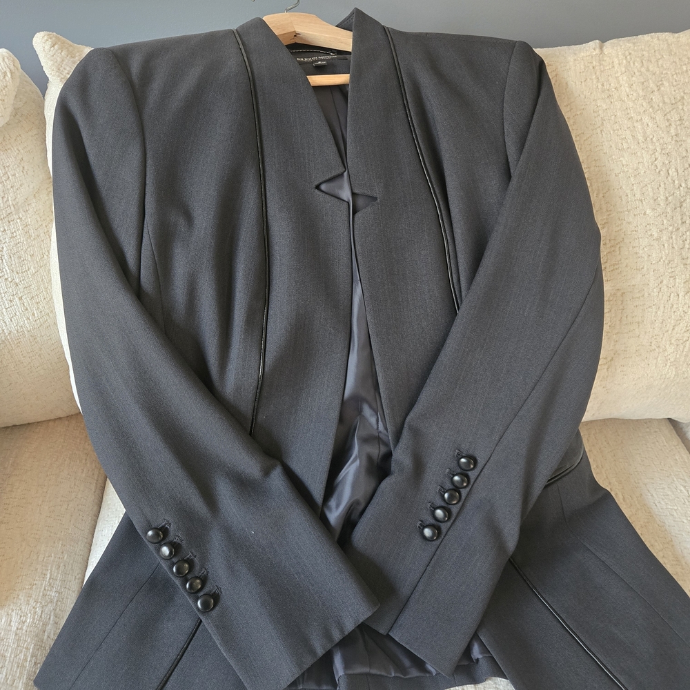 Elegant Black Women's Blazer